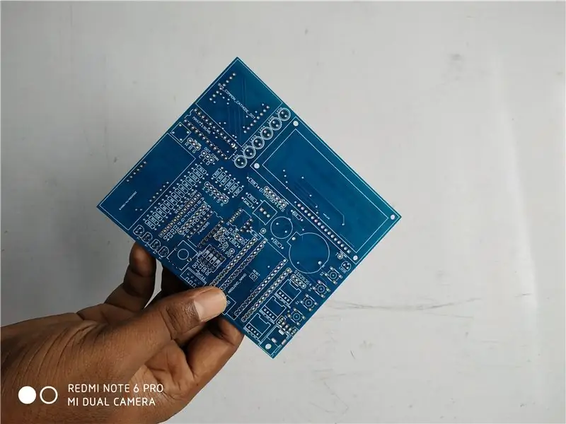 Thiết kế bố cục bo mạch (PCB)