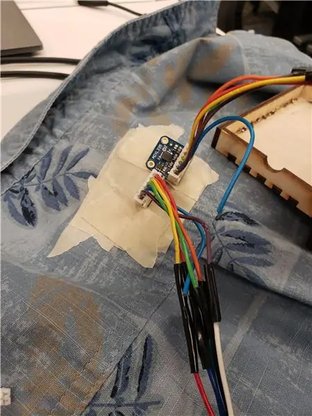 Pasang Accelerometer ke Baju