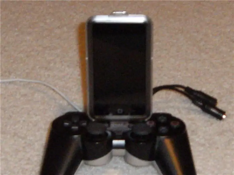 PS2-controller in iPod-dock: 6 stappen