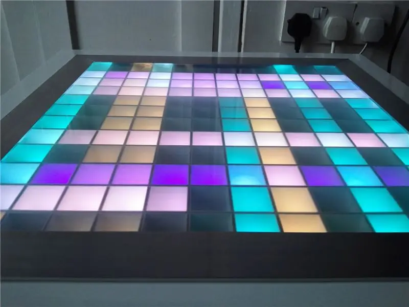 Bluetooth-gestuurde Arduino LED-salontafel