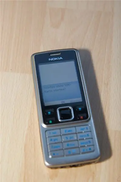 Hur man ändrar LCD -skärmen på din Nokia -mobiltelefon