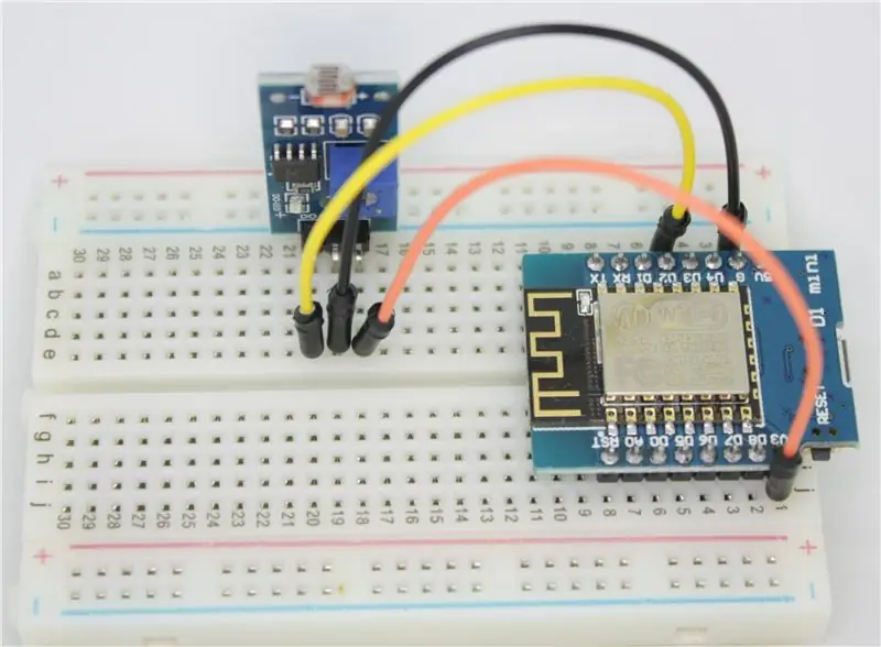 Lub teeb: Photoresistor / Photocell (digital: On / off)