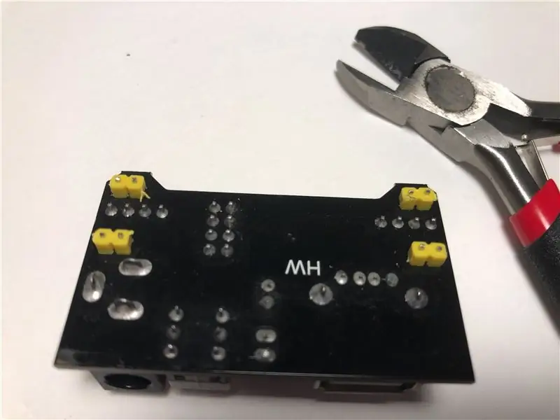 Forbered MB102 Breadboard -strømforsyningsmodul