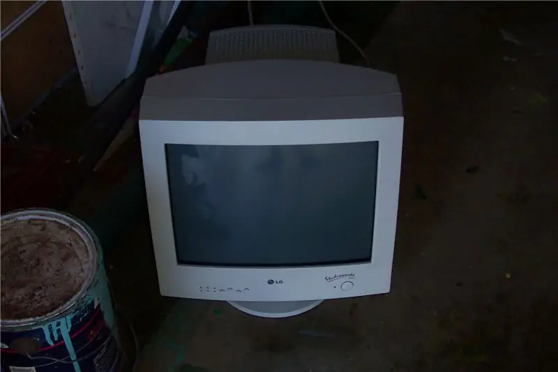 Kako varno razstaviti monitor CRT: 5 korakov