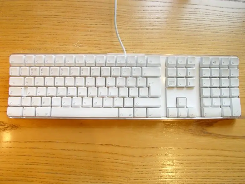 Mac Keyboard Clean: 8 стъпки