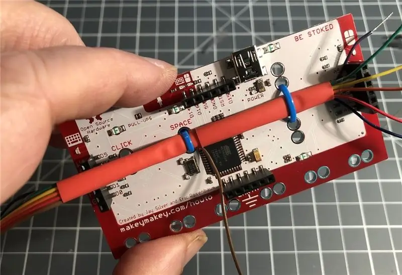 Начиная с доски Makey Makey Board