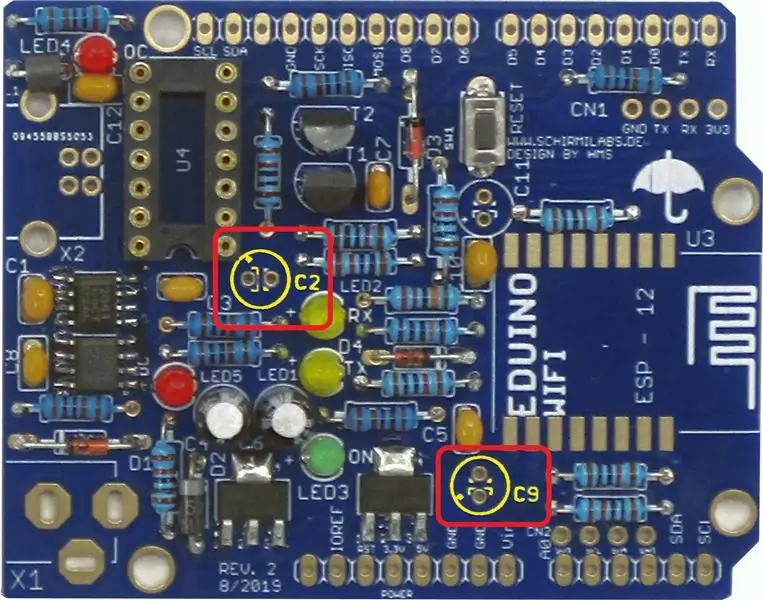 Juotos C2 ja C9: elektrolyyttikondensaattori 10 UF