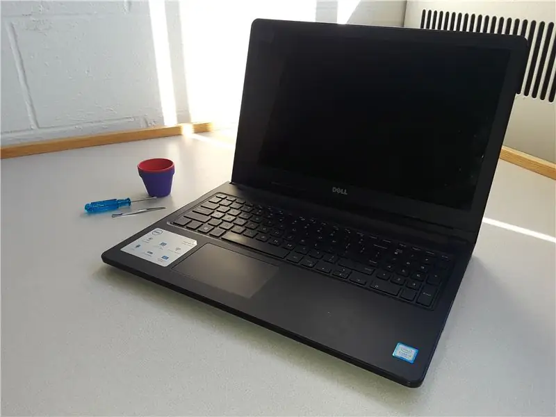 Kako pristupiti tvrdom disku Dell Inspiron 15 3000 serije