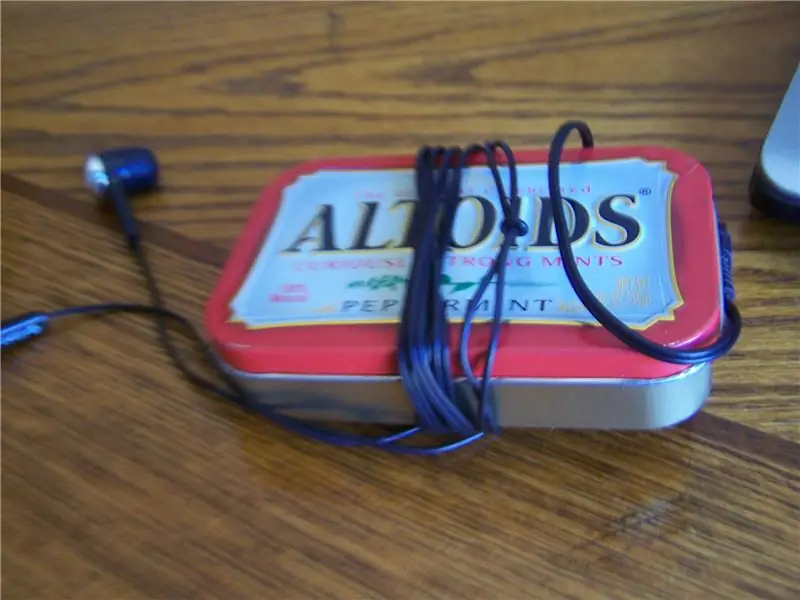 Kuinka tehdä helpompi Altoids -iPod -kotelo