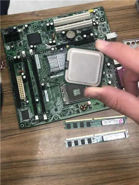 CPU