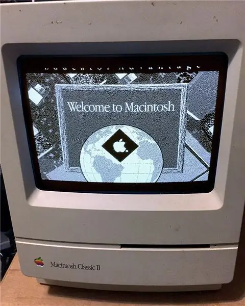 Hackintosh couleur Macintosh Classic II