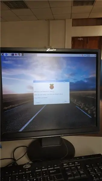 Pag-set up ng Raspberry Pi sa Unang Oras