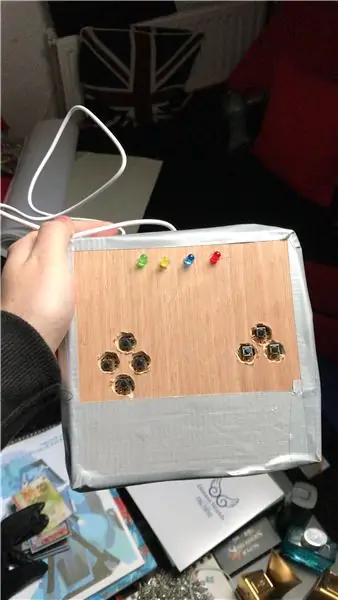 Arduino Game Controller- ով լույսերը, որոնք արձագանքում են ձեր միասնության խաղին