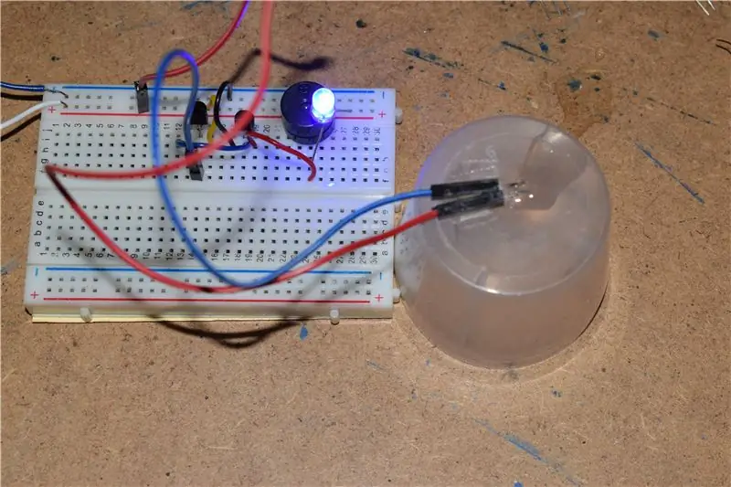 Sensor ya Maji au Alarm Kutumia 2N2222 Transistors