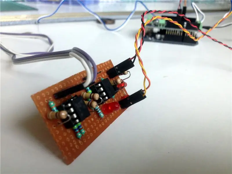 חבר את המגבר ללוח Arduino