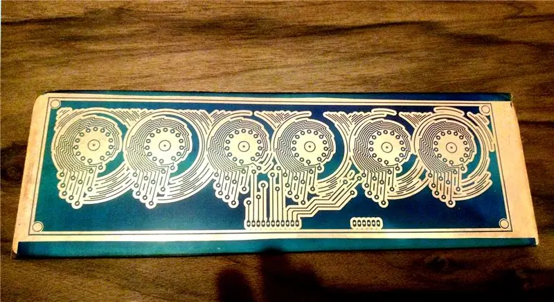 Fabricació de PCB amb pintura fotoresistent i UV