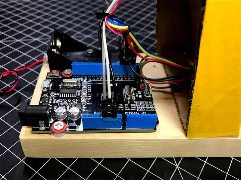 Hubungkan Kabel Jumper ke Arduino