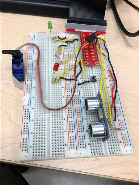 Anschließen des Micro-Servos