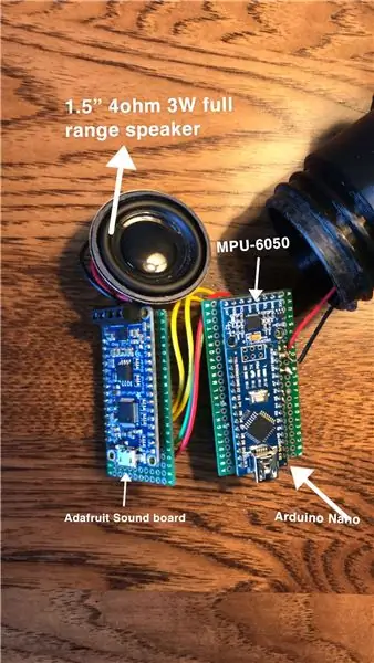 Sabre Cahaya 3D yang Dicetak Dengan Suara Bertenaga Arduino (Termasuk fail)