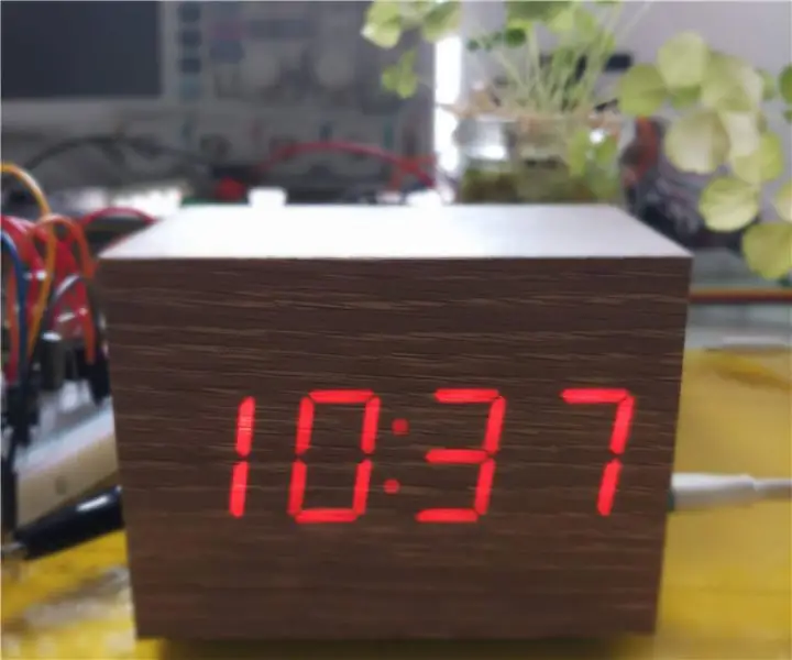 "Wooden" Desktop Clock * Modern Hinahanap *: 9 Mga Hakbang (na may Mga Larawan)