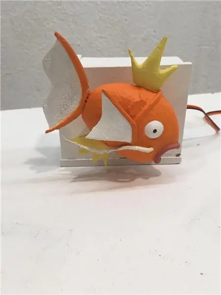 Arduino নৃত্য Magikarp প্রকল্প।