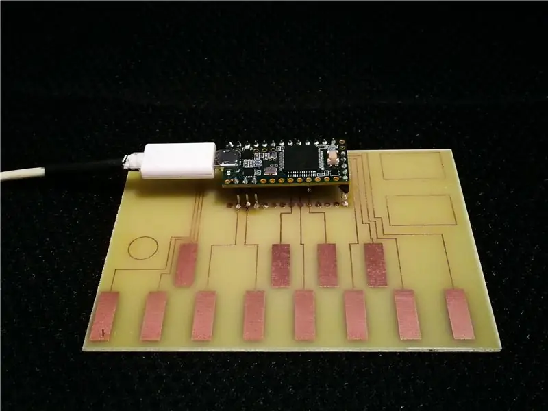 Piano táctil de PCB