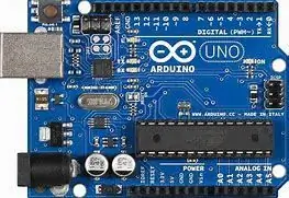 Komunikace Bluetooth Arduino a mobilní zařízení (messenger)