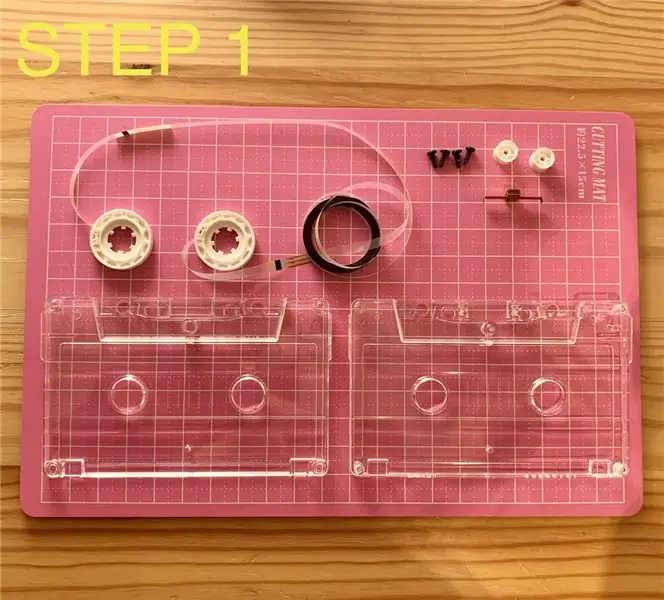 Modifiqueu la cinta de casset per col·locar els LED