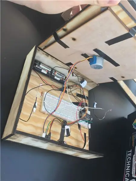 Memasang Breadboard (Motor Stepper)