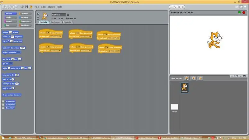 Programming in Scratch: Tshawb Xyuas Circuit