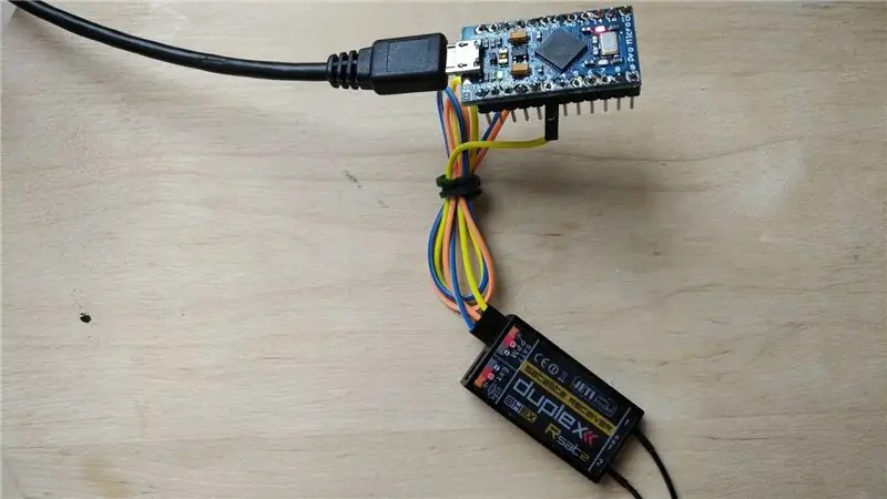 Conectați RX și Arduino