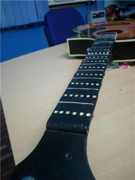 Zkrášlování Fret Board