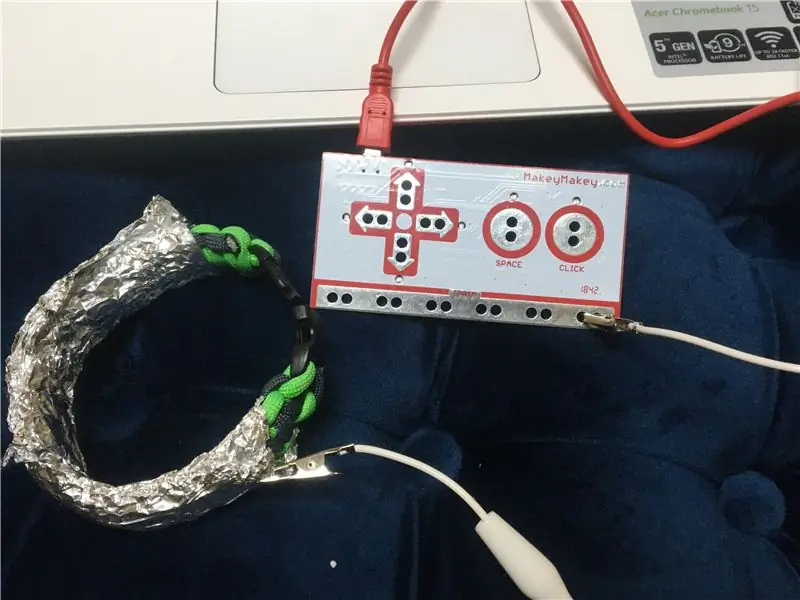 ยึดตัวเองกับโลกและเชื่อมต่อ Makey Makey