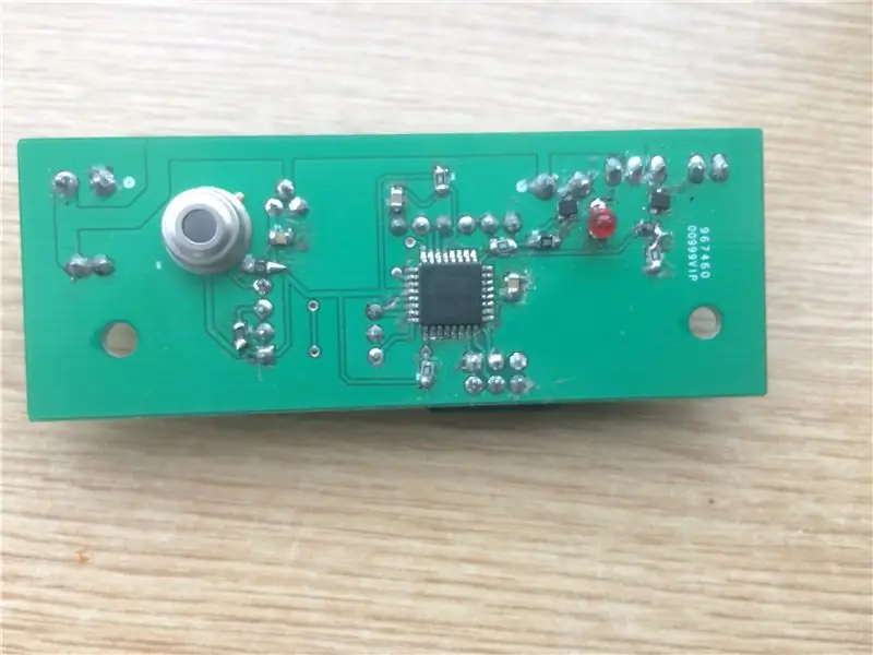 Ugradite novi ventilator i PCB