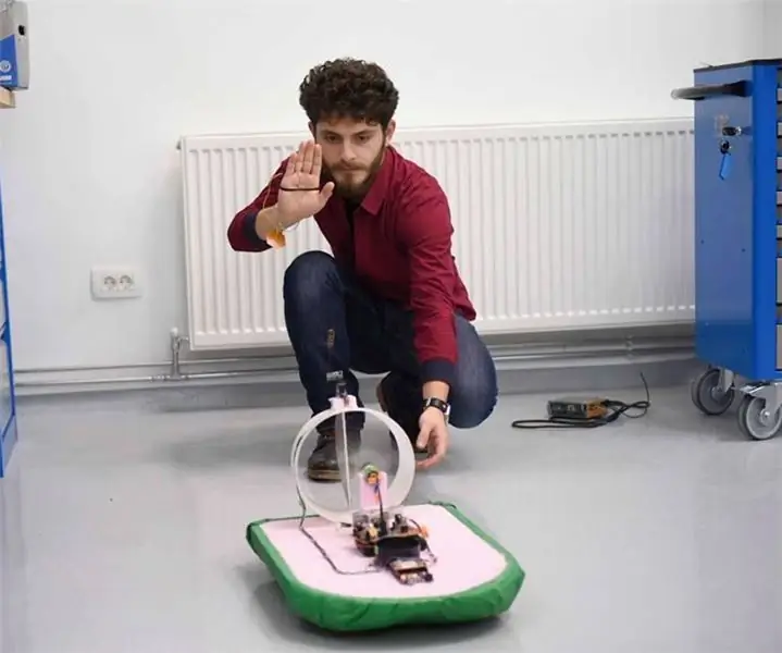 Hovercraft controlat de la distanță: 8 pași (cu imagini)