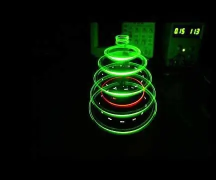 Rotating LED Christmas Tree: 4 Kauj Ruam