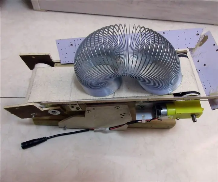 Construir Mini Correia Transportadora como Máquina Slinky: 7 etapas (com fotos)