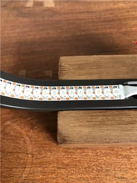 Đặt dải LED