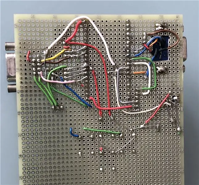 Connecteu els quatre botons