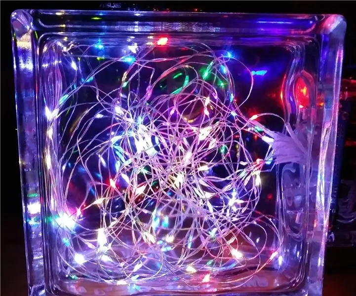 Paghinga: Pagkupas ng Mga Fairy Light sa isang Glass Block: 6 Mga Hakbang