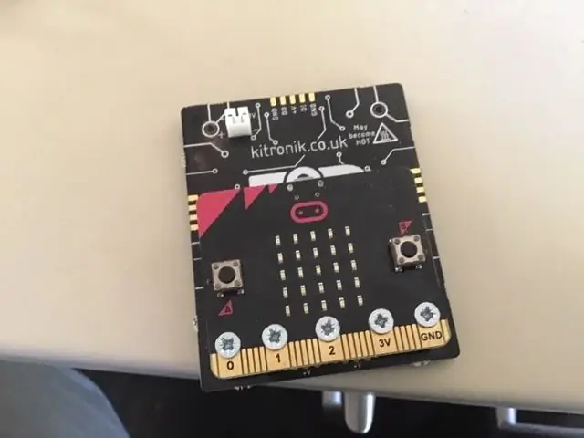 „Micro: bit“ir „Zip“prijungimas