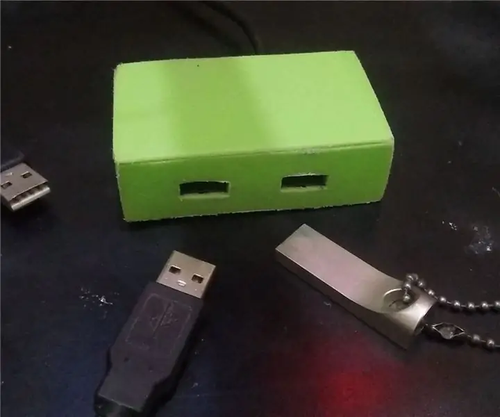 USB -keskittimen luominen vanhalta näppäimistöltä? ♻: 3 vaihetta (kuvilla)