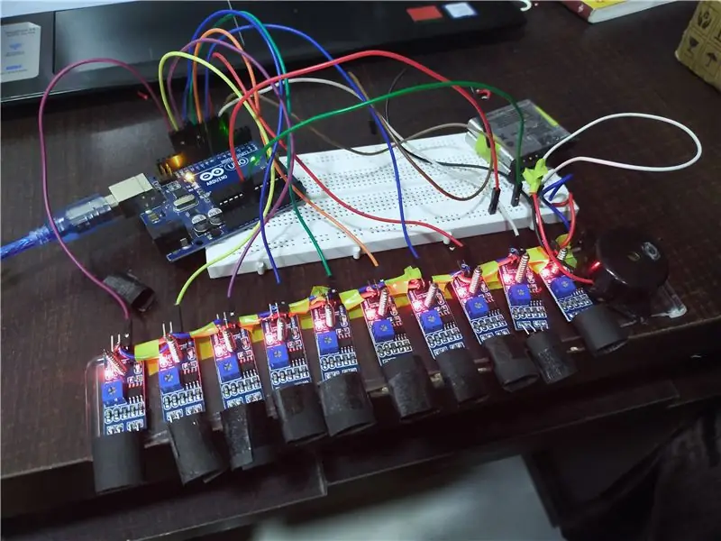 Air Piano con sensor de proximidad IR y Arduino Uno Atmega 328