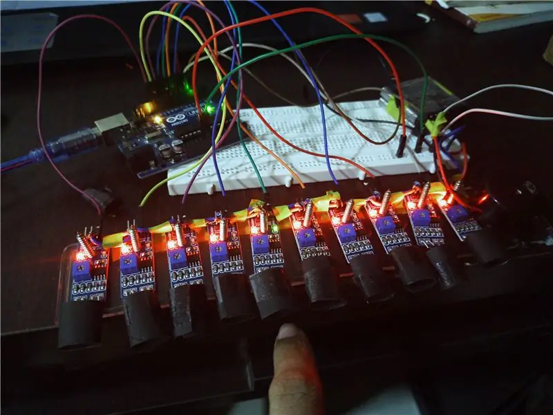 Air Piano pomocou IR bezdotykového senzora a Arduino Uno Atmega 328