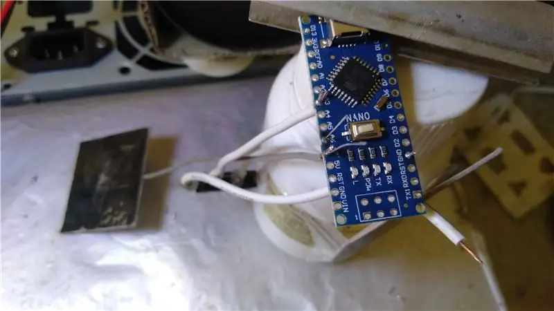 Jungimas prie „Arduino“