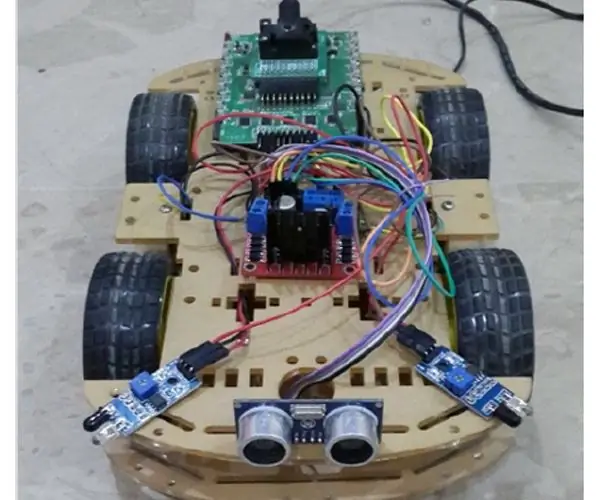 DIY robot sledujúci stenu: 9 krokov