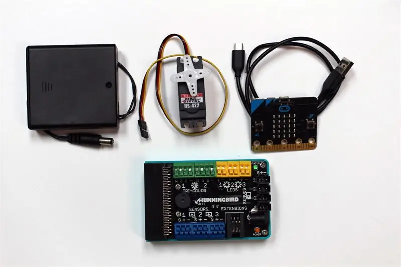 Micro:bit z kolibrem