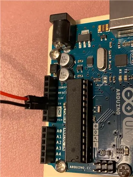 सर्किट चरण 5 - Arduino पर वायरिंग 5V/GND