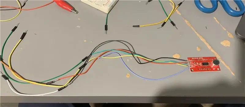 Nemokama elektronika iš „Breadboard“