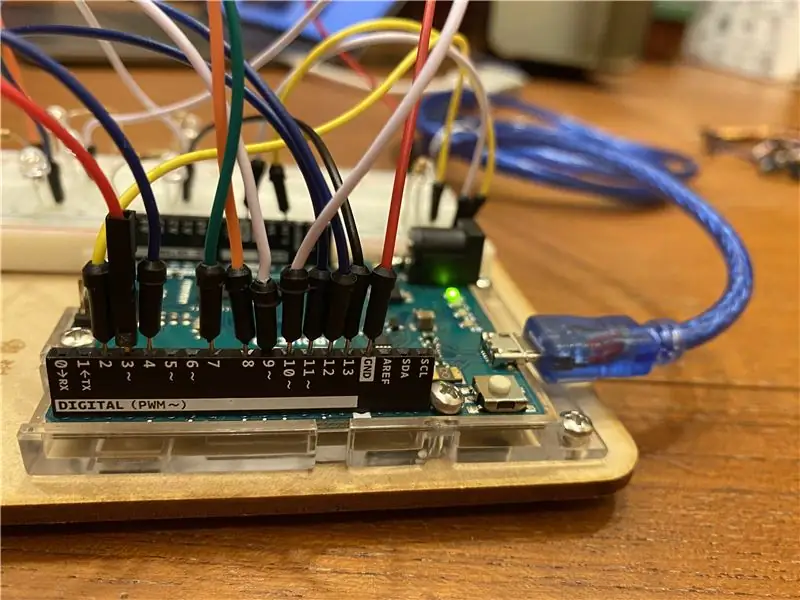 Membuat Litar di Breadboard